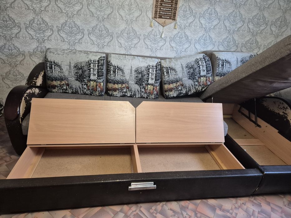 Продам диван в хорошем состоянии
