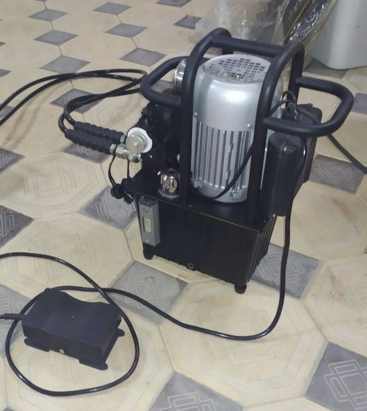 Гидравлическая станция КВТ для пресса ПГ 100