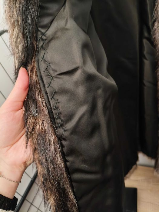 Blană naturală de nurcă „Kara” – stare impecabilă, mărime M-L