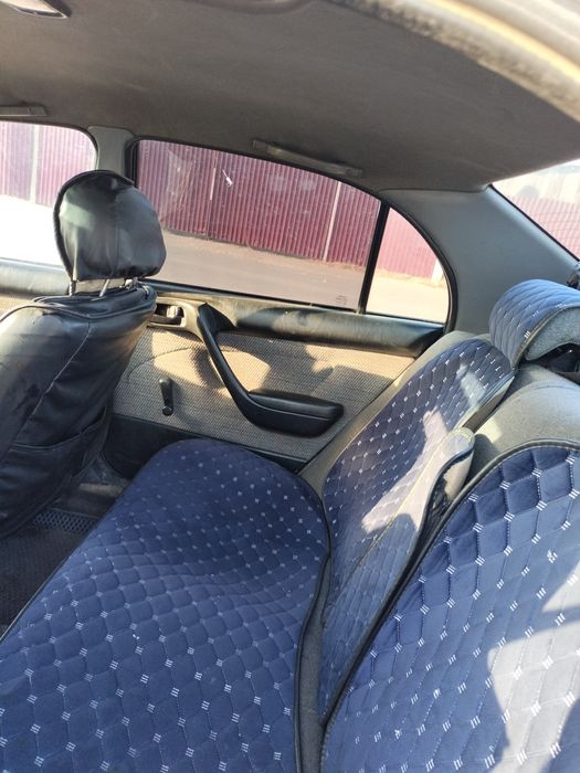 Продам Карину е 1992г