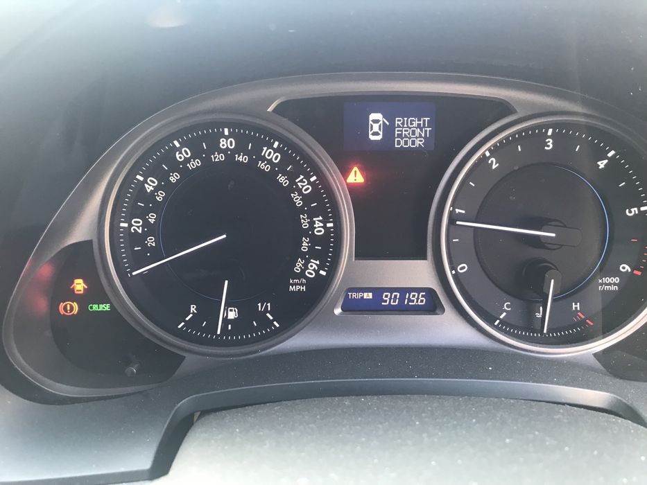 Lexus Is 220 на част