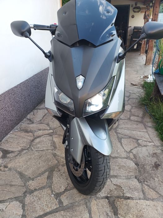 Yamaha Tmax maxi scuter