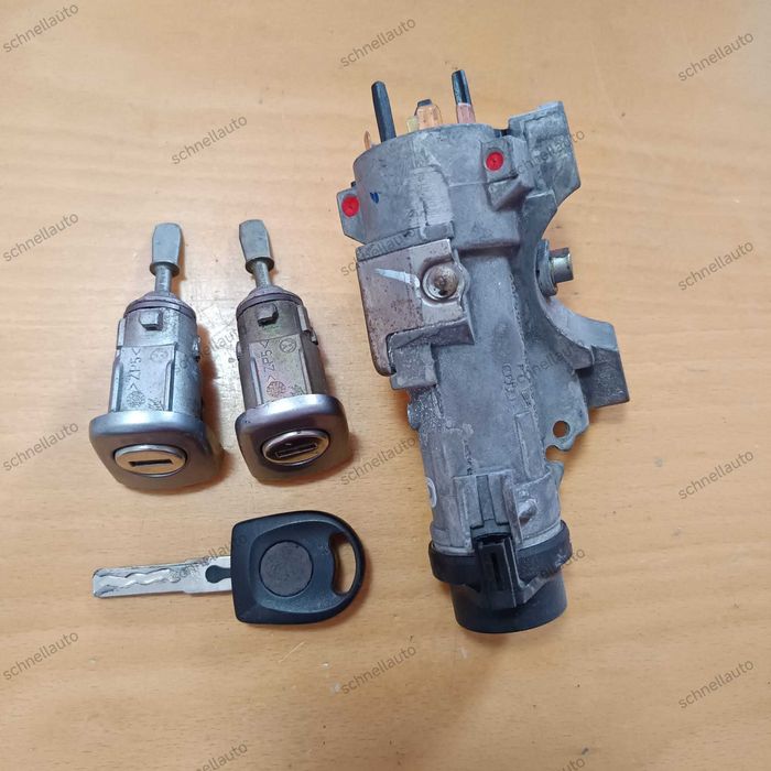 Contact cu cheie si butuc usa VW Golf IV cod 4B0 905 851 N