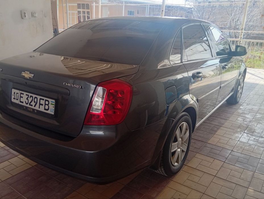 Yaxwi ideal mowina turgan moshina