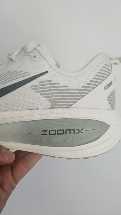 Nike Air Zoom Vomero 18 Running originali