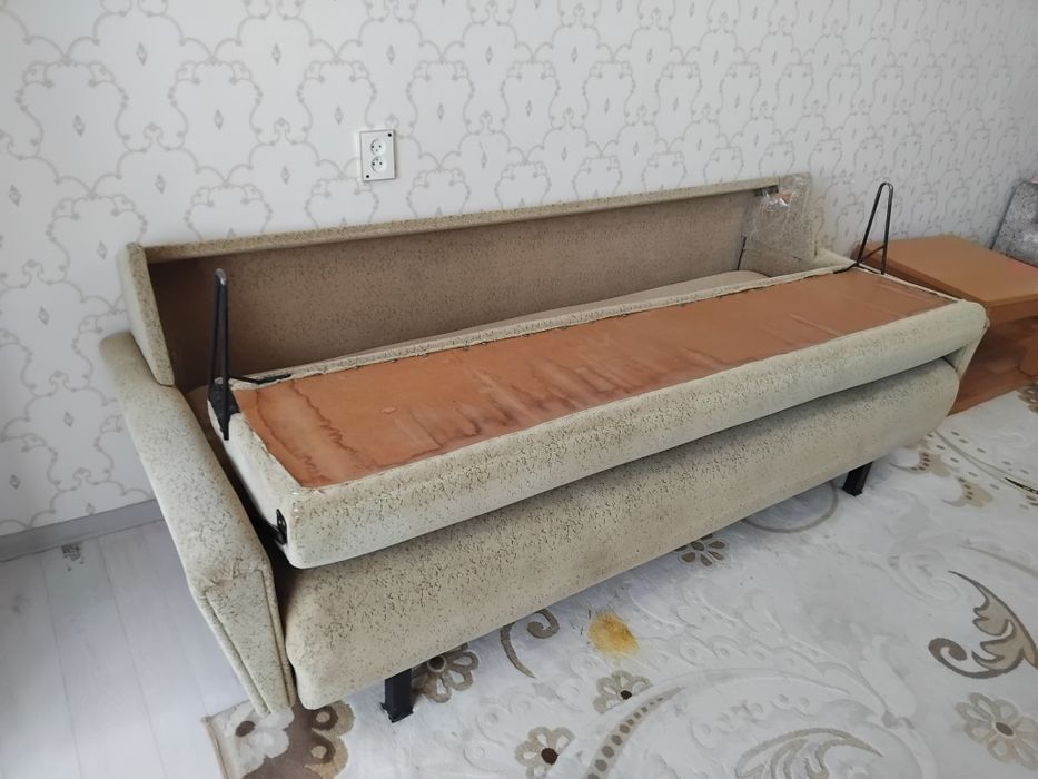 Диван раскладной советский перешитый