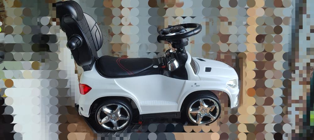 Продам электро  машинку