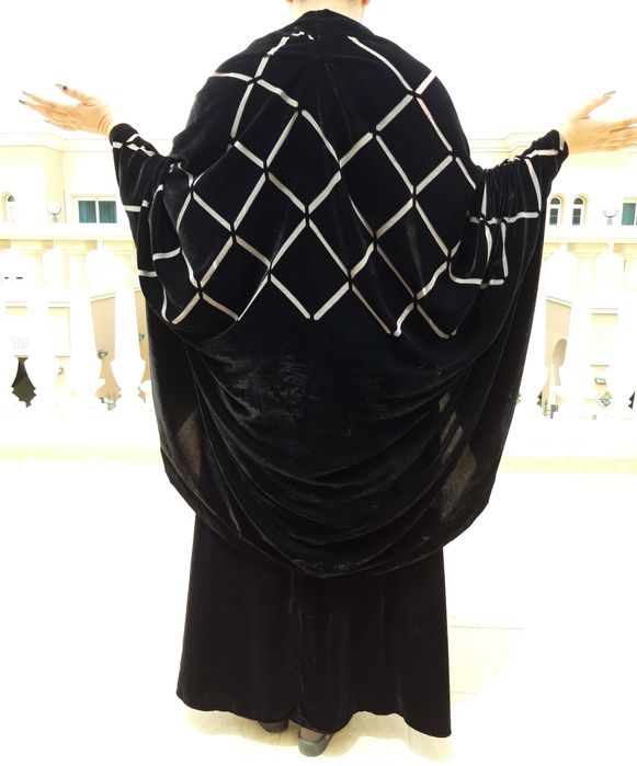 Пошив на заказ абаи, тюрбаны, платья, больших размеров