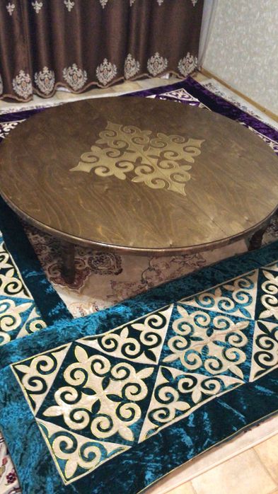 Продается казахский круглый стол