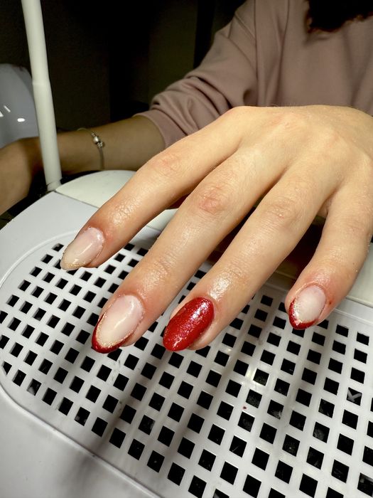 Unghii gel sau semi si pedi cluj