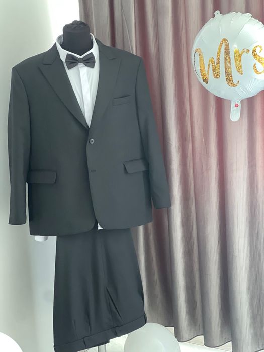 Inchiriez bust manechin pentru ginere si mireasa