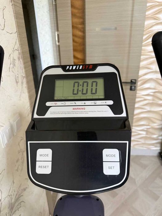 Продается велотренажёр PowerGym — почти новый!