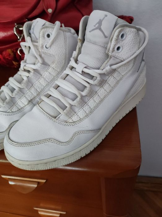 Adidași Nike Jordan