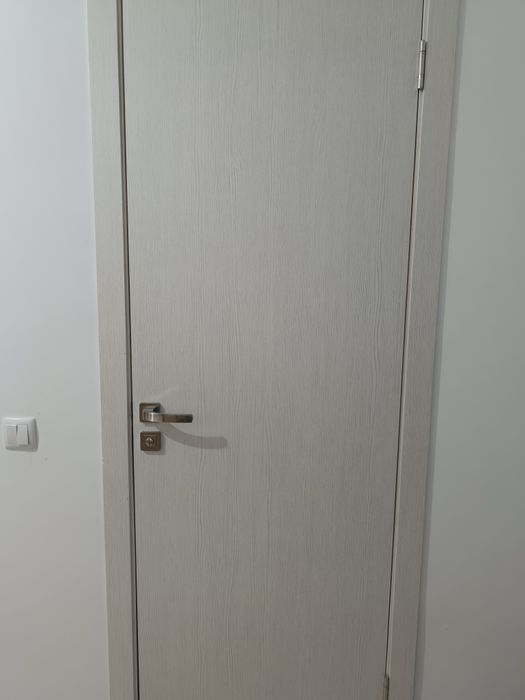Продам двери межкомнатные б/у