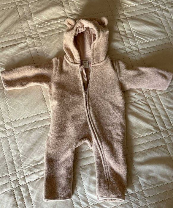 Продавам гащеризон, размер 56, в отлично състояние.