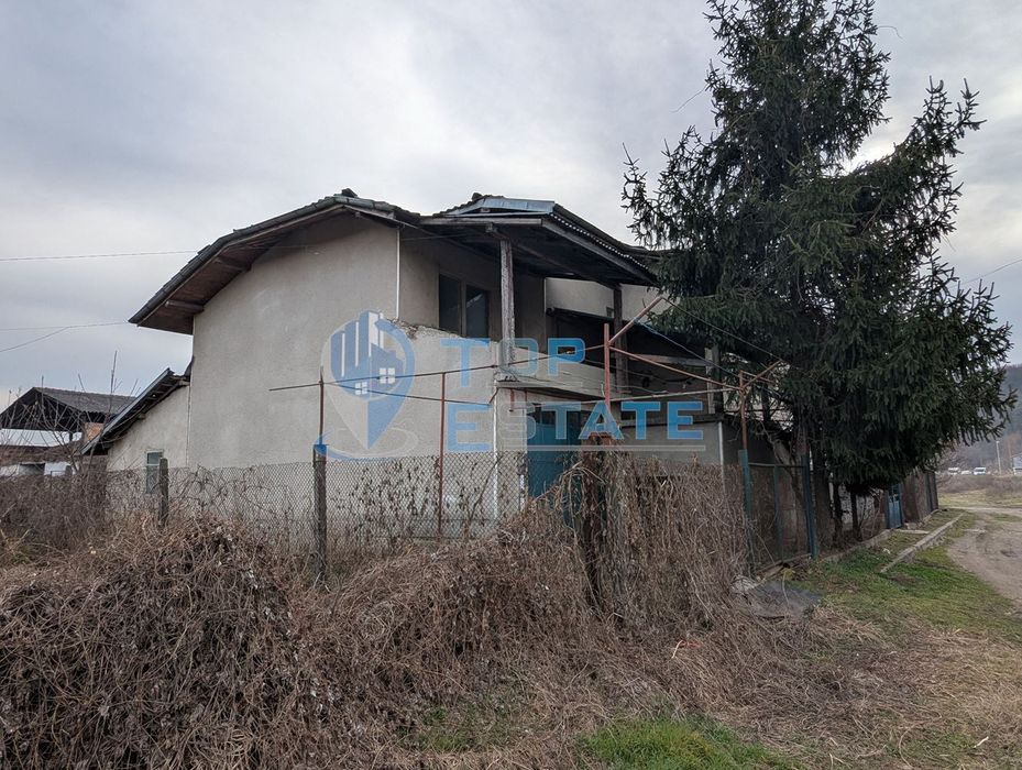 Продава се Къща в Стражица - 120 кв.м за 319 €/кв.м - Снимка #2