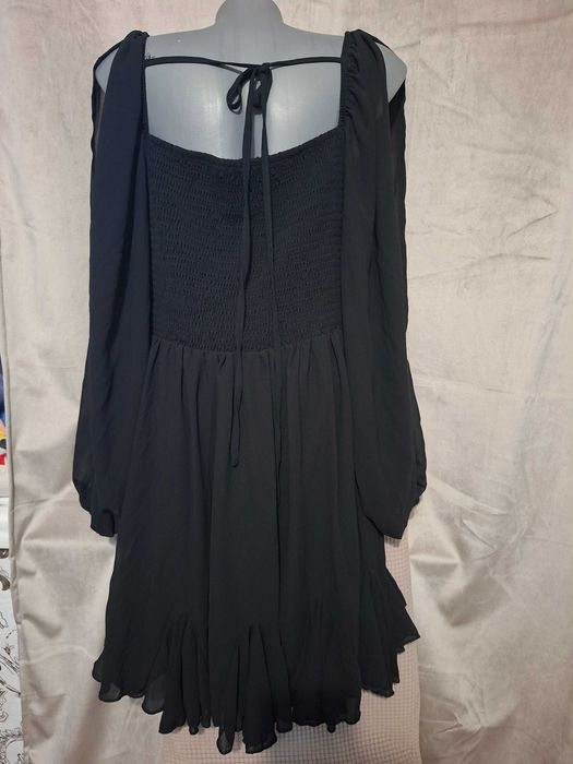 Рокля тип гащеризон