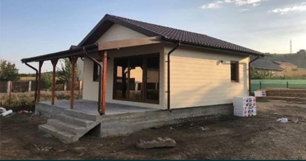 Vand case di panouri sendwici