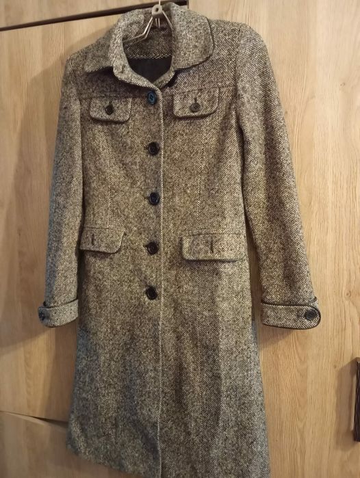 Продам пальто 42 размер, на подростка