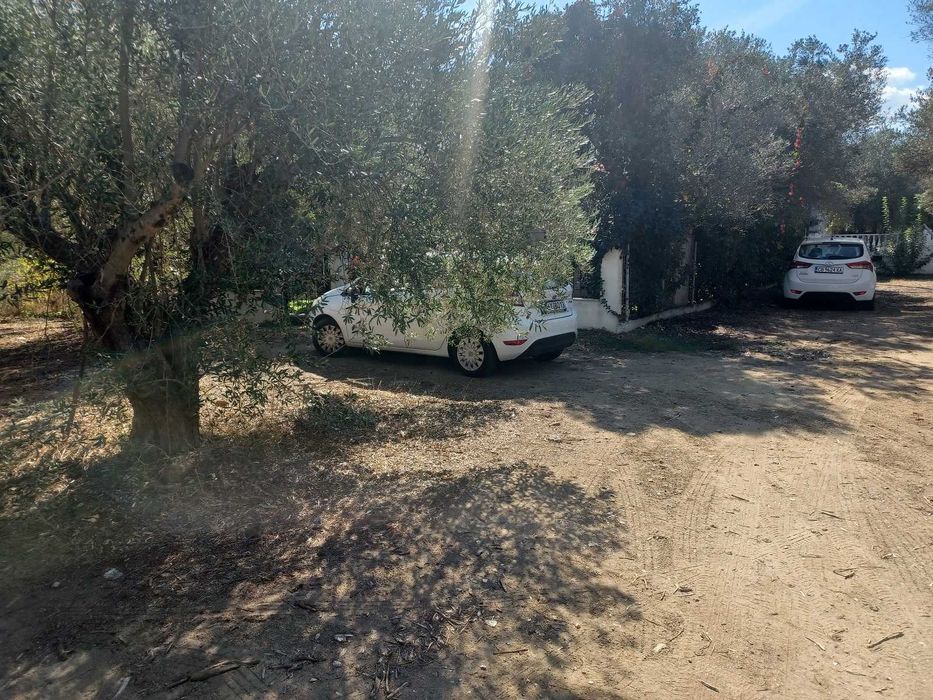 Продава се парцел 461 м2 на 2 улици в регулация в Неа Врасна, Гърция