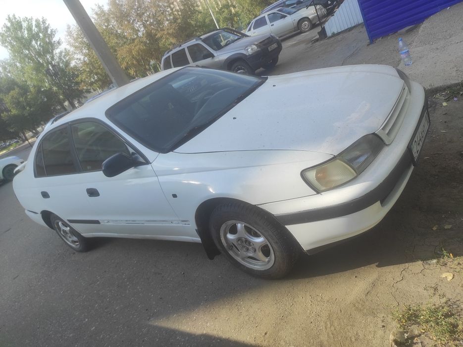 Продам Тойоту карина е