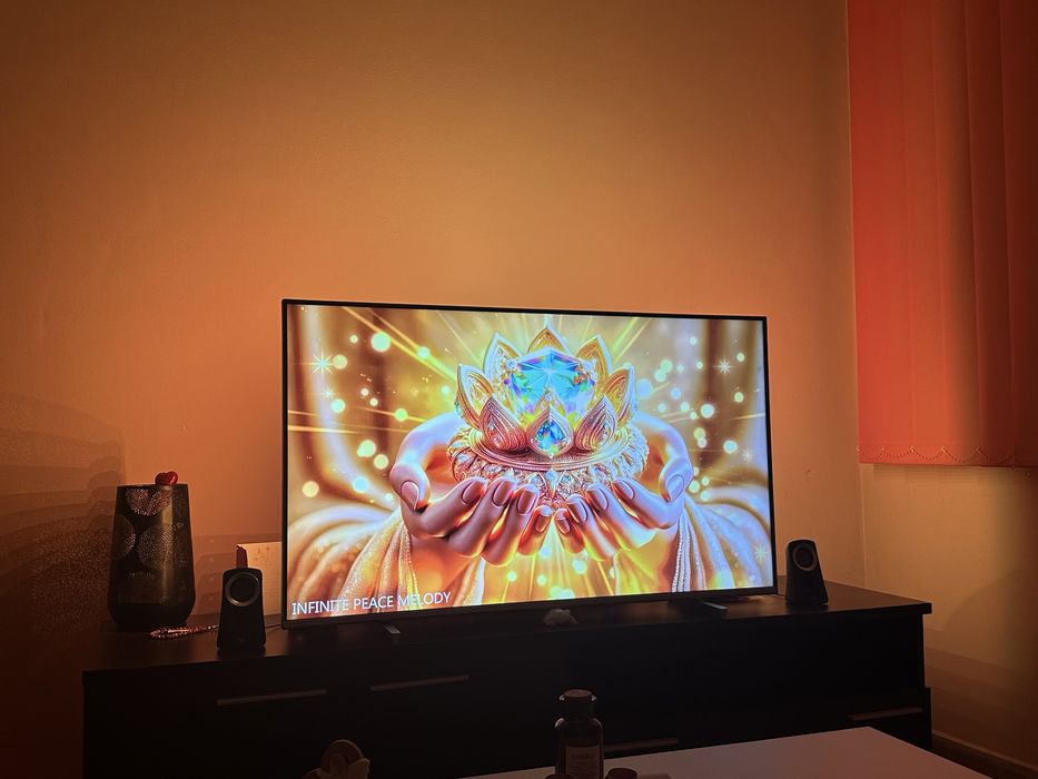 Телевизор Philips Ambilight!