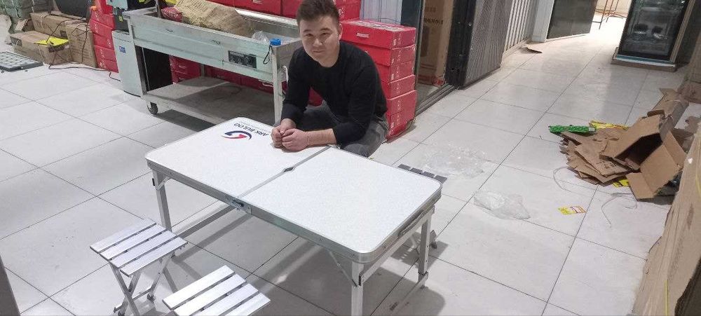 Дача, саёхатлар учун йиғма стол-стул жамадон