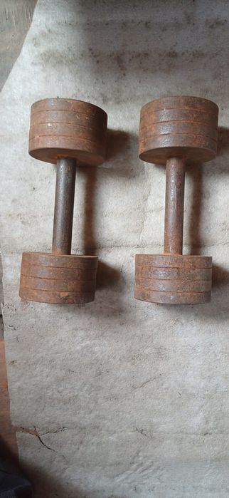 Продам две гири, гантели (гиря, гантеля) )