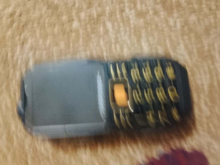 Продам телефон ровер