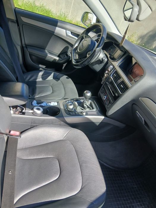 Vând Audi A4 B8.5 2.0 TDI 163 CP