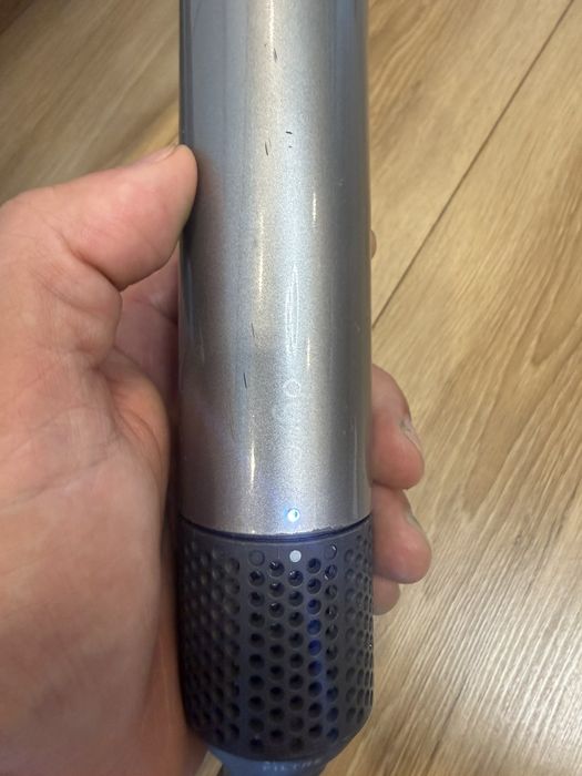 Сешоар Dyson за ремонт