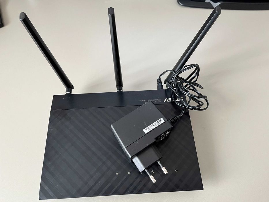 Router Asus RT-N18U 2.4GHz 600Mbps