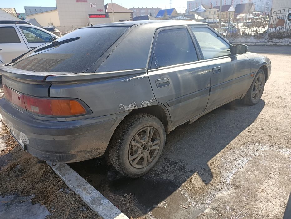 Продам Мазду 323
