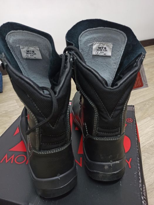 Спец.обувь safety boots .