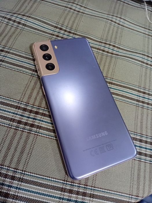 Samsung s21 8/128 идеал