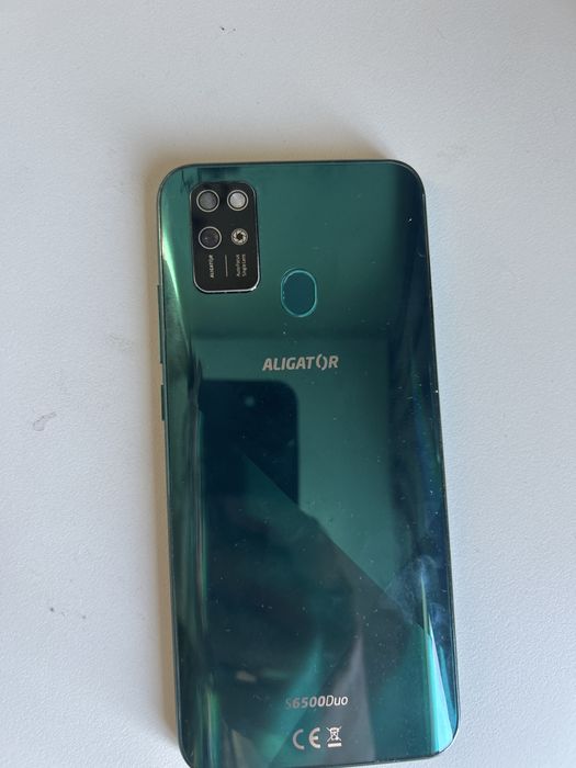 Продам телефон Алигатор
