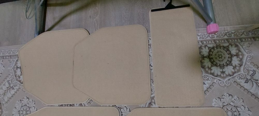 Продам полики мерседес