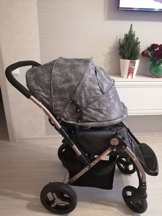 Продам коляску зима-лето