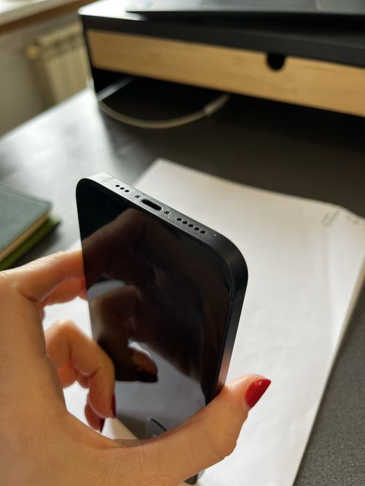 Iphone 12 negru 64 gb
