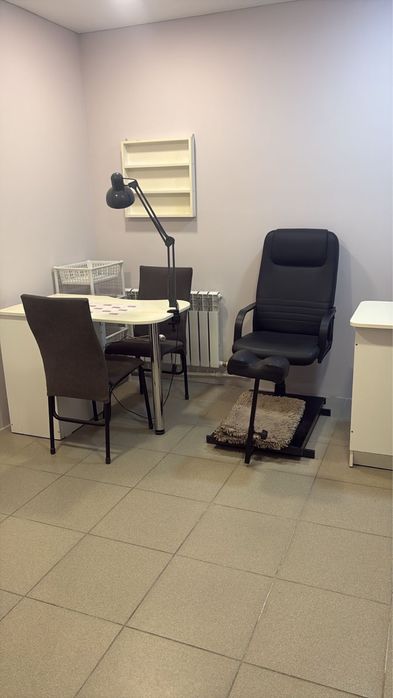 Место для мастера по маникюру