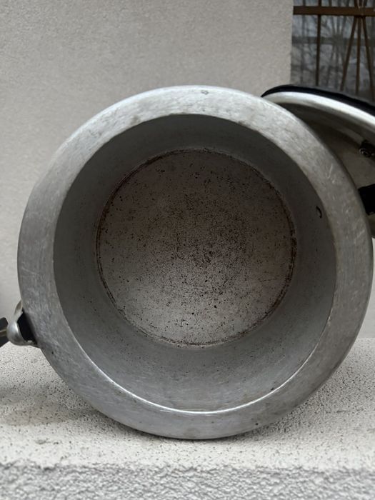 Тенджера под налягане.