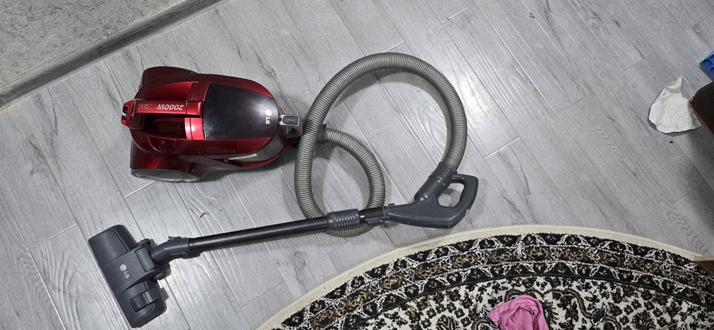 Пылесос LG рабочий