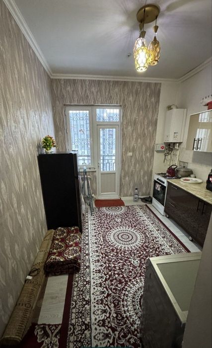 Yangihayot tumani darxon 1da 2xona srochna sotiladi.