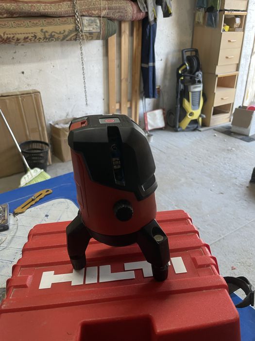 Продам лазерный уровень Hilti PM 4-M