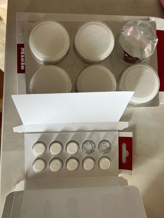 Кафемашина miele cm5300 obsidian red