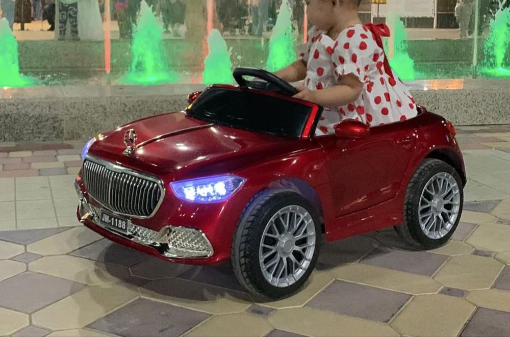 Машина детская (бу)