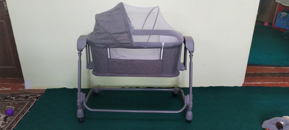 Elektron beshik sotiladi