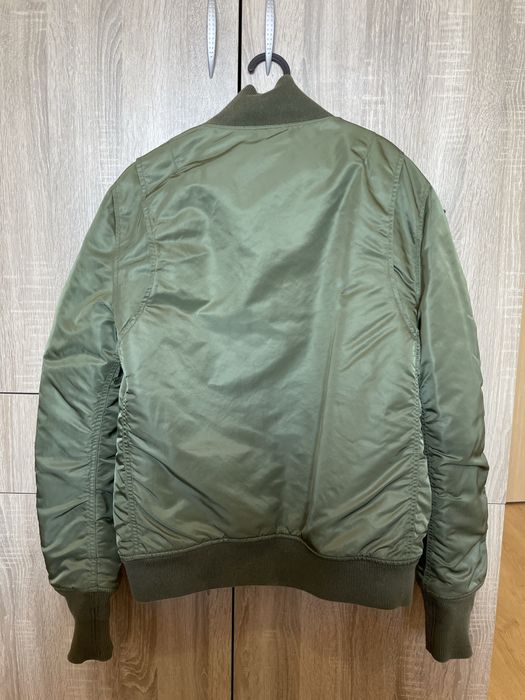 Маслиново зелено зимно яке