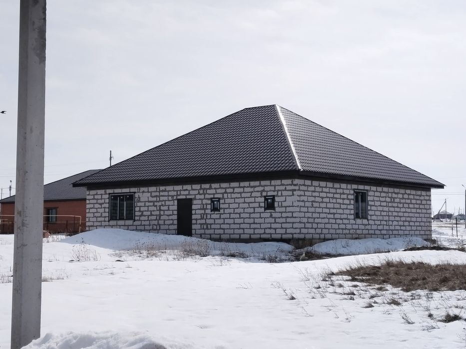 Продам дом республика 996