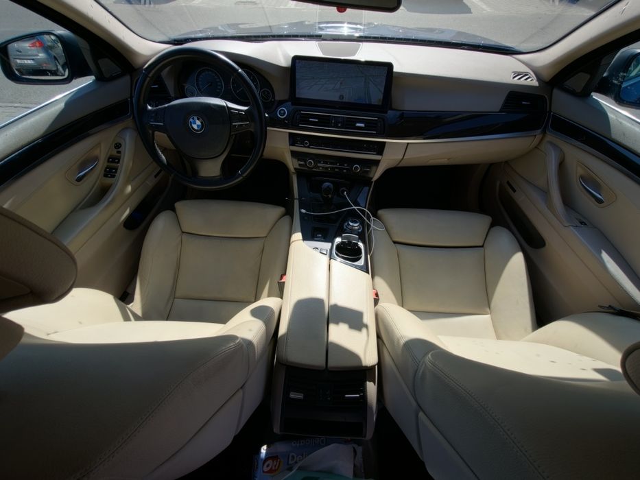 BMW F10 523i, an 2010, manuală